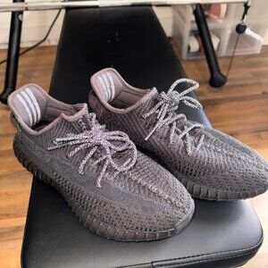 Adidas Yeezy Boost 350 V2 - Black 8.5
